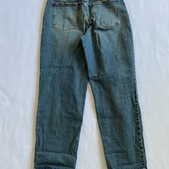 Universal Thread Cropped Jeans - Picture 2 of 2